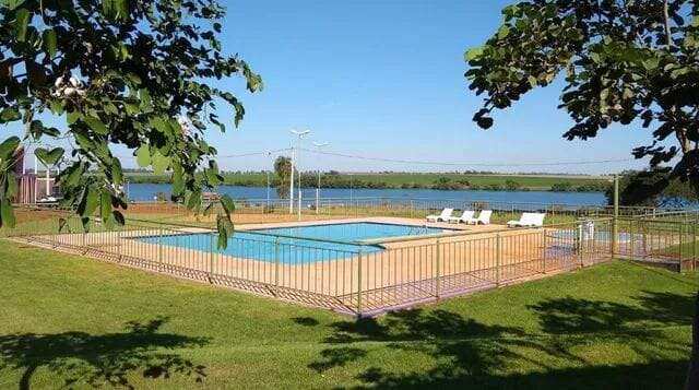 Casa de condomínio à venda com 3 quartos, 130m² - ,